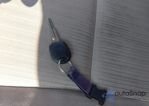 2005 Kia Sportage Ex V6/Lx V6 z USA, uszkodzony, nr VIN KNDJE723057052572